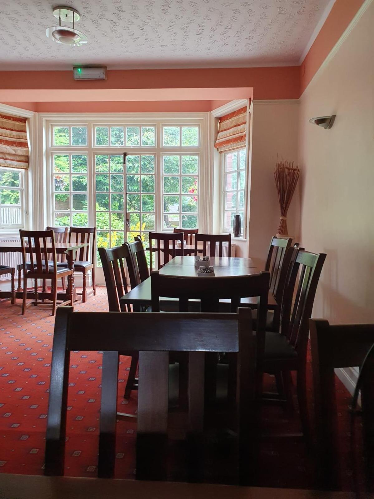 The Manor Guest House Cheadle  Exterior foto