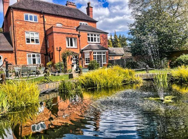 The Manor Guest House Cheadle  Exterior foto